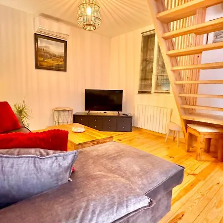 Le Crocolion Apartment Ares Exterior photo