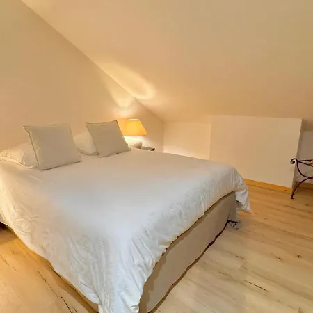 Le Crocolion Apartment Ares Exterior photo